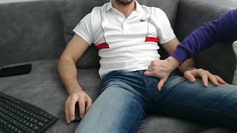 dirtyybooyy77 online show from March 5, 2026, 10:44 am