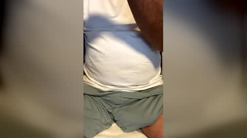 discretmature online show from June 26, 2026, 11:58 am