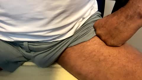 discretmature online show from July 20, 2026, 5:59 pm