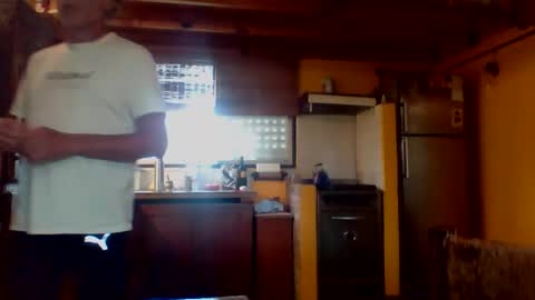 Snapshot of discretopasivo chatting on November 30, 2025, 1:59 pm discretopasivo online show from November 30, 2025, 1:59 pm