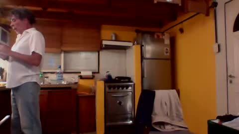 Snapshot of discretopasivo chatting on January 11, 2026, 12:48 am discretopasivo online show from January 11, 2026, 12:48 am