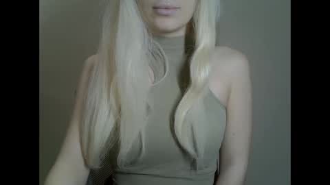 DitaMilton online show from January 23, 2025, 6:45 pm