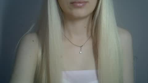 DitaMilton online show from June 24, 2026, 8:46 am