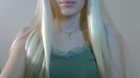 DitaMilton online show from July 22, 2026, 6:11 pm