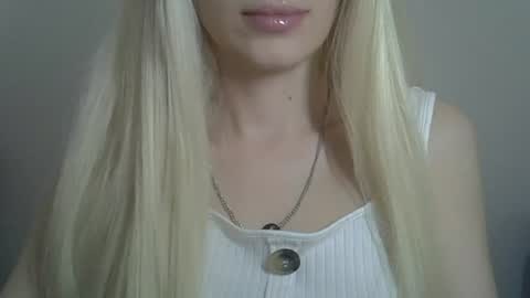 DitaMilton online show from August 5, 2026, 4:10 pm