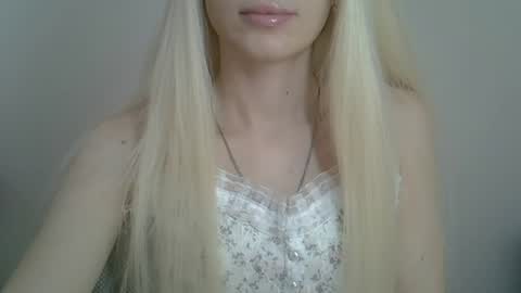 DitaMilton online show from August 8, 2026, 10:17 am