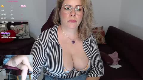 Diva online show from January 9, 2025, 1:39 am