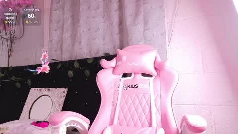 diva_x03 online show from April 12, 2026, 1:21 am