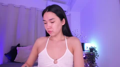 Snapshot of divine_madness chatting on June 29, 2026, 6:08 am AKITA MEW MEW Follow online show from June 29, 2026, 6:08 am