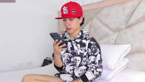 Thiago online show from September 18, 2025, 1:57 pm