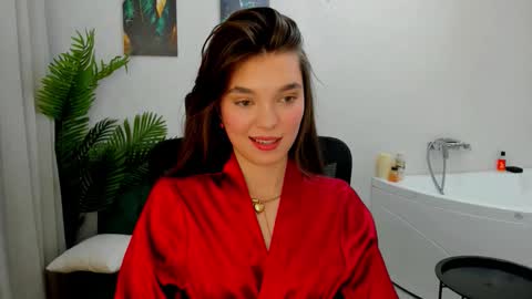 Hannah online show from November 22, 2025, 6:23 am