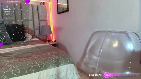 divinepearl online show from February 25, 2026, 6:28 pm