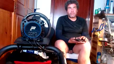 divitimido online show from November 22, 2025, 3:27 am