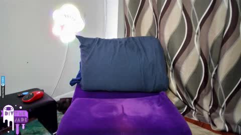 Jade Divyne online show from March 5, 2025, 7:27 pm