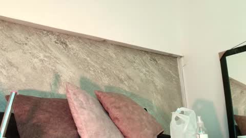 Sofia  online show from January 16, 2026, 1:15 pm