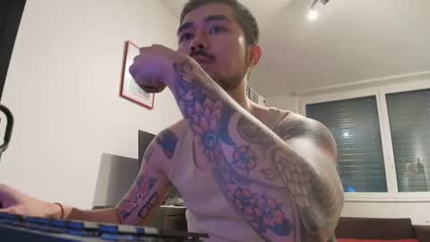 Snapshot of dixonhuang chatting on October 8, 2025, 9:40 am D online show from October 8, 2025, 9:40 am