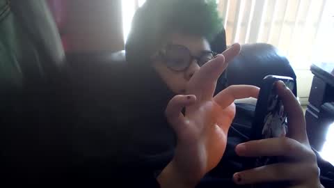 dizzinsweatyy online show from February 5, 2026, 7:40 pm