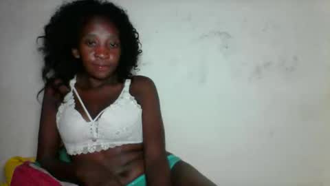 Snapshot of djamellah chatting on April 4, 2026, 7:55 pm djamellah online show from April 4, 2026, 7:55 pm