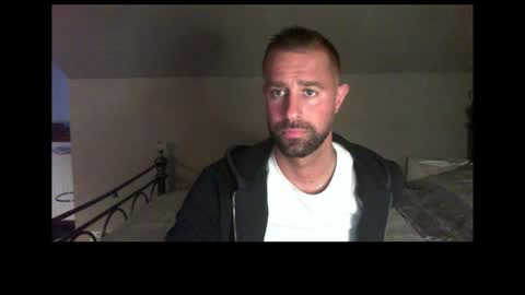 Snapshot of djay15013 chatting on November 23, 2025, 4:07 pm djay15013 online show from November 23, 2025, 4:07 pm