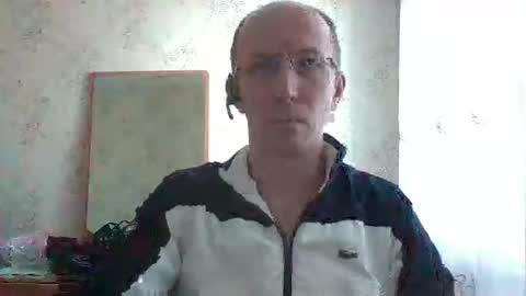 djentlemen1 online show from October 18, 2025, 5:43 am