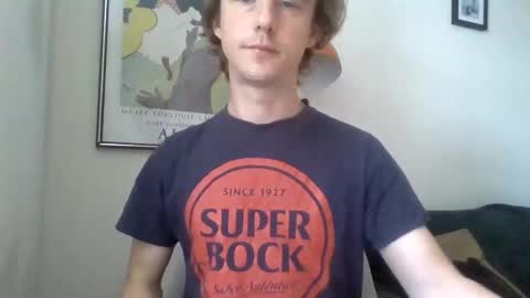 Snapshot of djlaytor chatting on June 4, 2026, 12:33 pm DigitJT online show from June 4, 2026, 12:33 pm