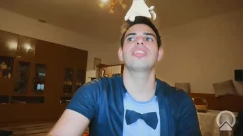 Djonson  online show from September 28, 2025, 2:39 am