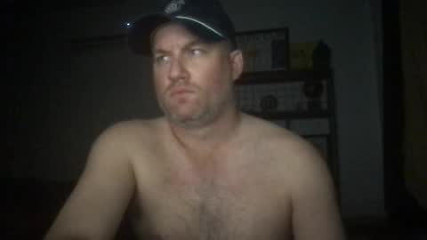 TriflinYoBitch online show from March 11, 2026, 9:37 am