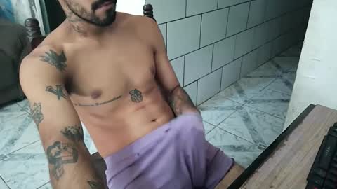 Snapshot of dmacedo96 chatting on March 10, 2025, 5:18 pm AmigodotadoZL online show from March 10, 2025, 5:18 pm