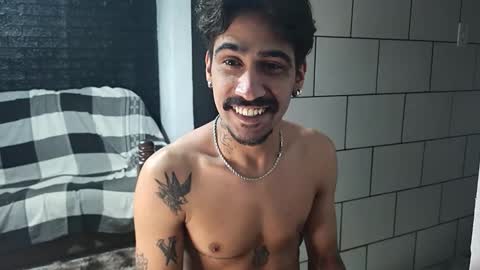 Snapshot of dmacedo96 chatting on November 3, 2025, 1:51 am AmigodotadoZL online show from November 3, 2025, 1:51 am