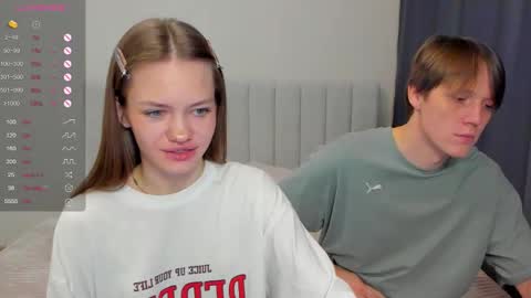 Snapshot of do_dick chatting on October 20, 2025, 12:11 am Polly and Kiriko online show from October 20, 2025, 12:11 am