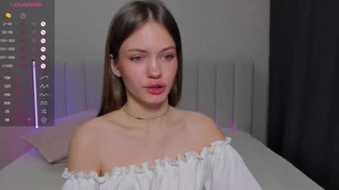 Snapshot of do_dick chatting on December 15, 2025, 3:27 pm Polly and Kiriko online show from December 15, 2025, 3:27 pm