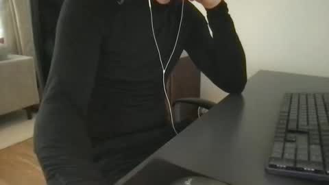 doctor_luv_69 online show from February 21, 2026, 10:38 am