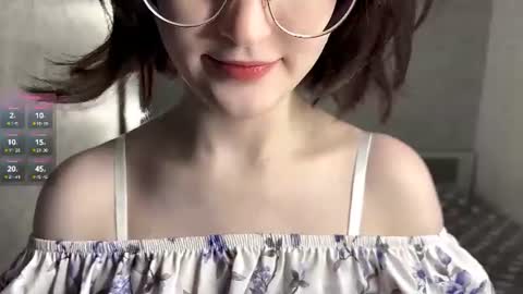 Annie PVT IS OPEN online show from June 17, 2026, 10:00 pm