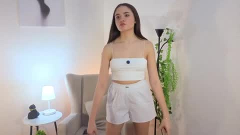 Snapshot of dodieruschmeyer chatting on March 29, 2026, 2:00 am Hello my name Eva Im glad to see you in my room online show from March 29, 2026, 2:00 am