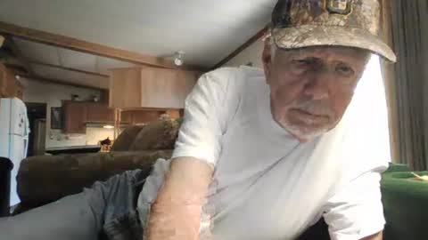 doingmyself69 online show from April 29, 2026, 8:48 pm