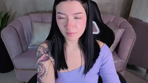 dolcex_a online show from October 17, 2025, 10:12 pm