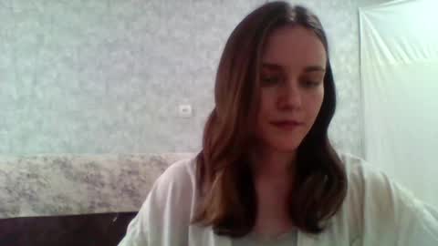 dolcezza_ online show from May 8, 2026, 11:15 am