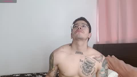 Auro and Santiago online show from December 19, 2024, 6:34 pm