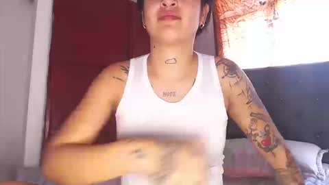 Snapshot of doll_and_thebrown chatting on September 13, 2025, 5:24 pm doll_and_thebrown online show from September 13, 2025, 5:24 pm