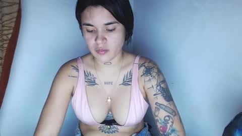 Snapshot of doll_and_thebrown chatting on October 30, 2025, 2:46 am doll_and_thebrown online show from October 30, 2025, 2:46 am