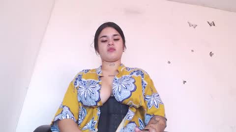 Snapshot of doll_and_thebrown chatting on November 22, 2025, 5:23 pm doll_and_thebrown online show from November 22, 2025, 5:23 pm