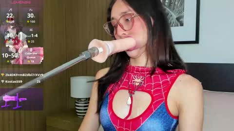Snapshot of doll_bella_ chatting on May 7, 2026, 8:14 pm Bella online show from May 7, 2026, 8:14 pm
