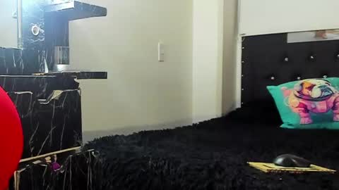 C E L E S T E  online show from February 1, 2025, 12:51 am