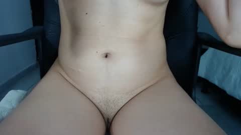 doll_dollys_ online show from February 1, 2025, 10:23 pm