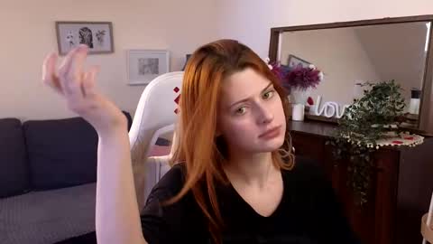 Your doll Lesli online show from March 1, 2025, 9:51 am