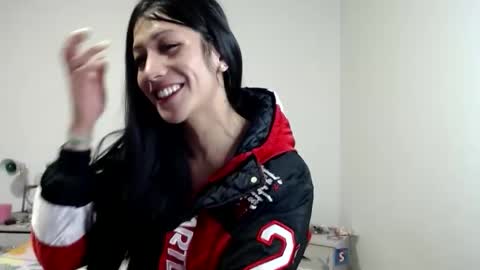 Snapshot of doll_sary chatting on April 23, 2026, 10:45 pm Catherine XXX online show from April 23, 2026, 10:45 pm