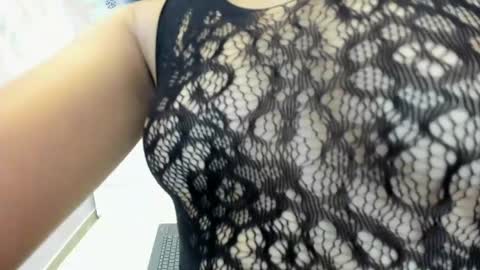 Samy online show from May 25, 2026, 1:06 pm