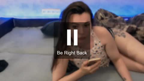 Jade online show from June 5, 2026, 6:57 pm
