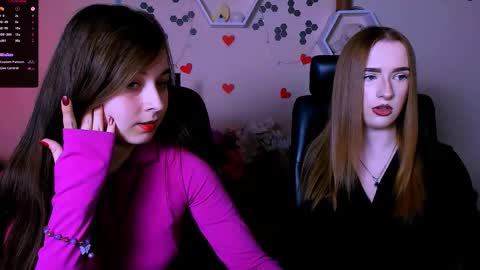 doll_vey online show from September 21, 2025, 7:04 pm