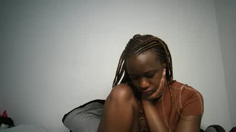 dollberry online show from January 6, 2025, 11:31 pm